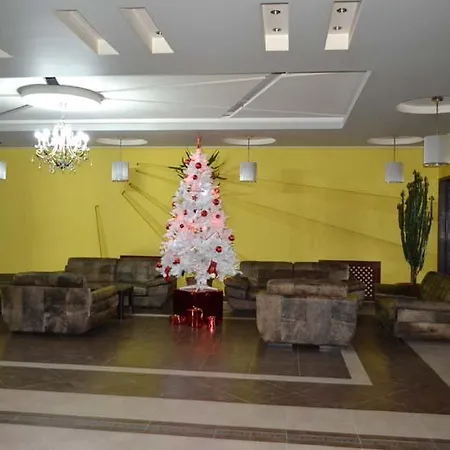 Enkelana Hotell Pogradec