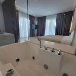 Enkelana