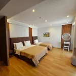 Enkelana 4* Pogradec