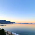 Hotel Enkelana 4*