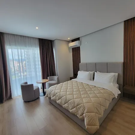 Otel Enkelana 4*