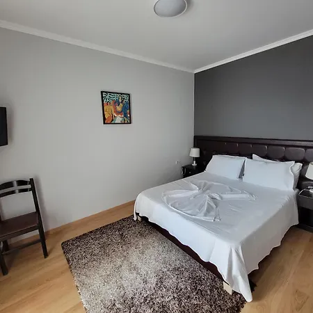 Enkelana Hotel