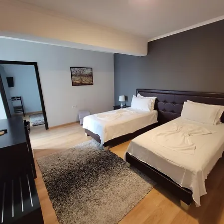 Hotel Enkelana