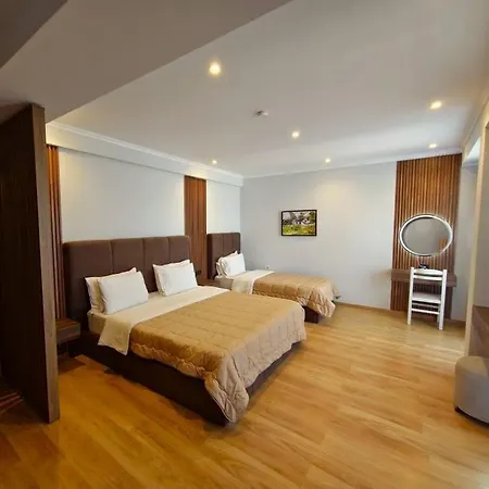 Enkelana 4* Pogradec