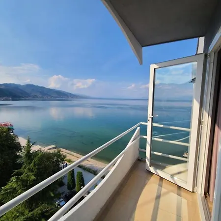 Otel Enkelana