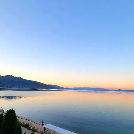 Otel Enkelana 4*