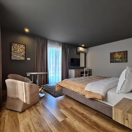 Enkelana Otel