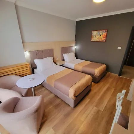 Hotel Enkelana Pogradec