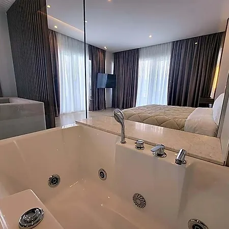 Enkelana 4*