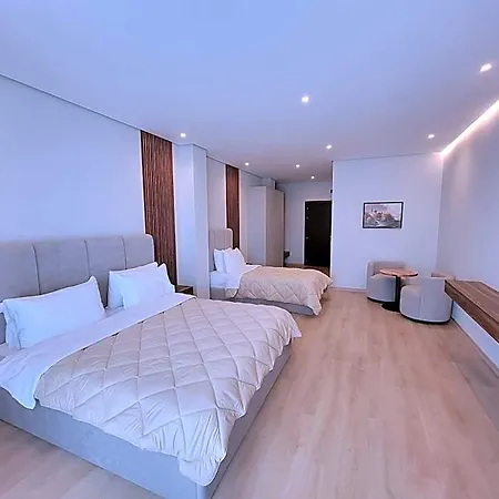 Enkelana Hotel
