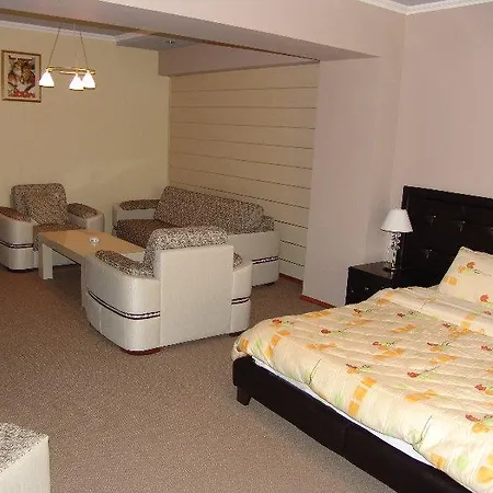 Enkelana Hotel 4*