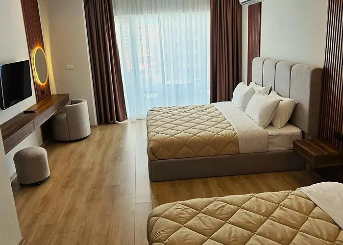 Enkelana 4* Pogradec