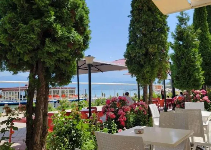 Enkelana 4* Πόγραδετς